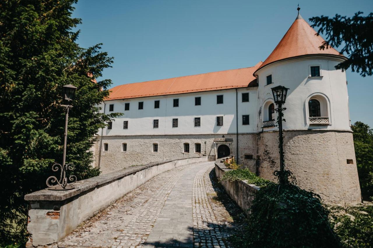 ホテル Mokrice Castle Estate Obrezje エクステリア 写真