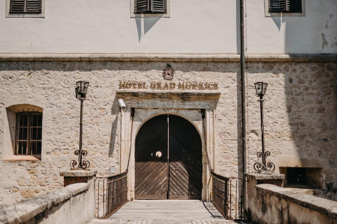 ホテル Mokrice Castle Estate Obrezje エクステリア 写真