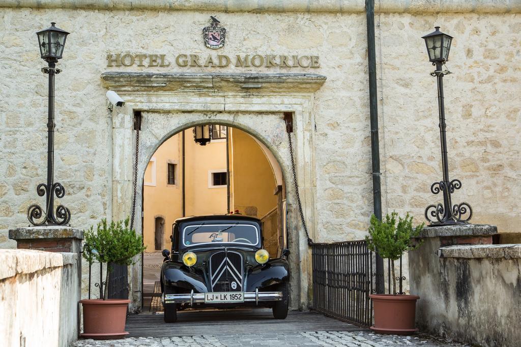 ホテル Mokrice Castle Estate Obrezje エクステリア 写真